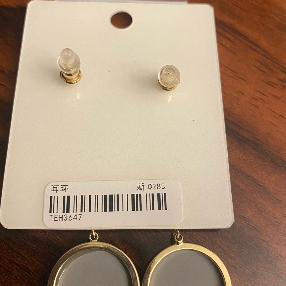 Earrings - Picture 2 of 2